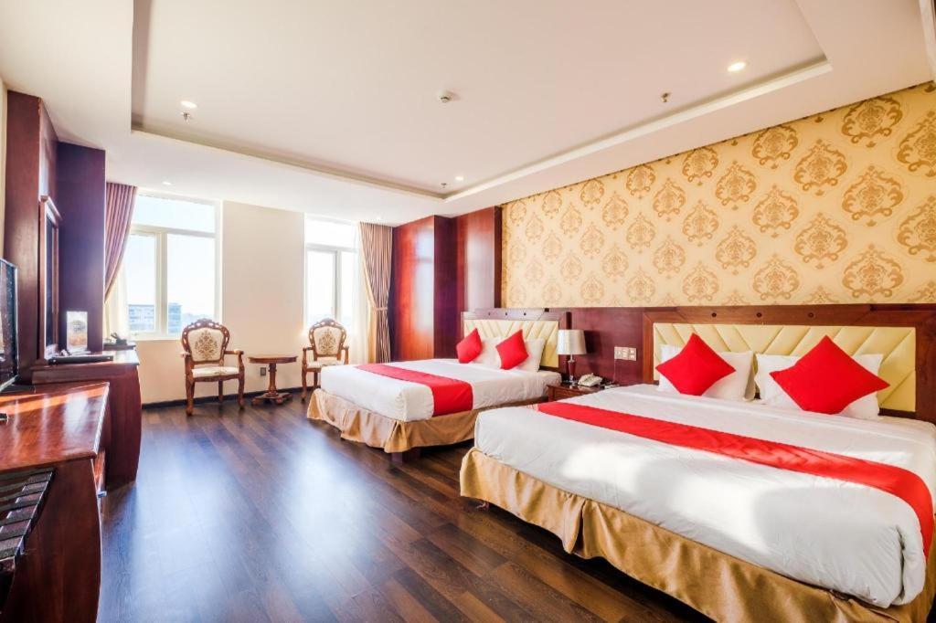 Gic Land Hotel Da Nang Buitenkant foto