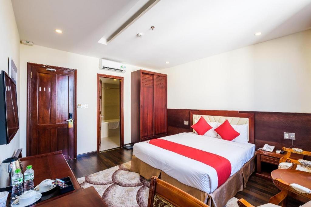 Gic Land Hotel Da Nang Buitenkant foto