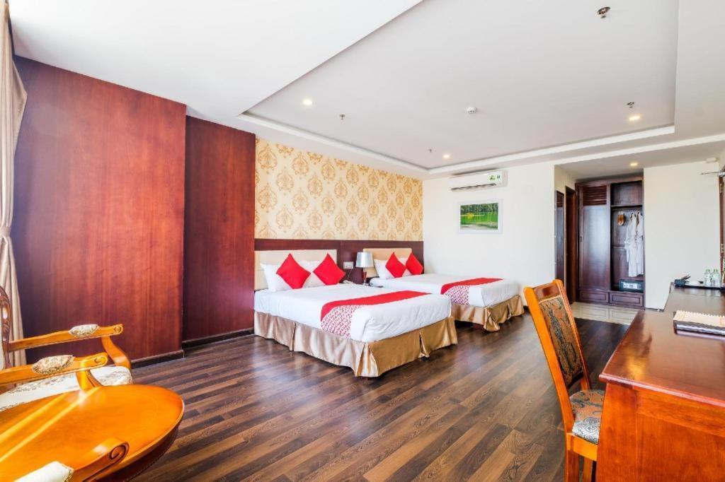 Gic Land Hotel Da Nang Buitenkant foto